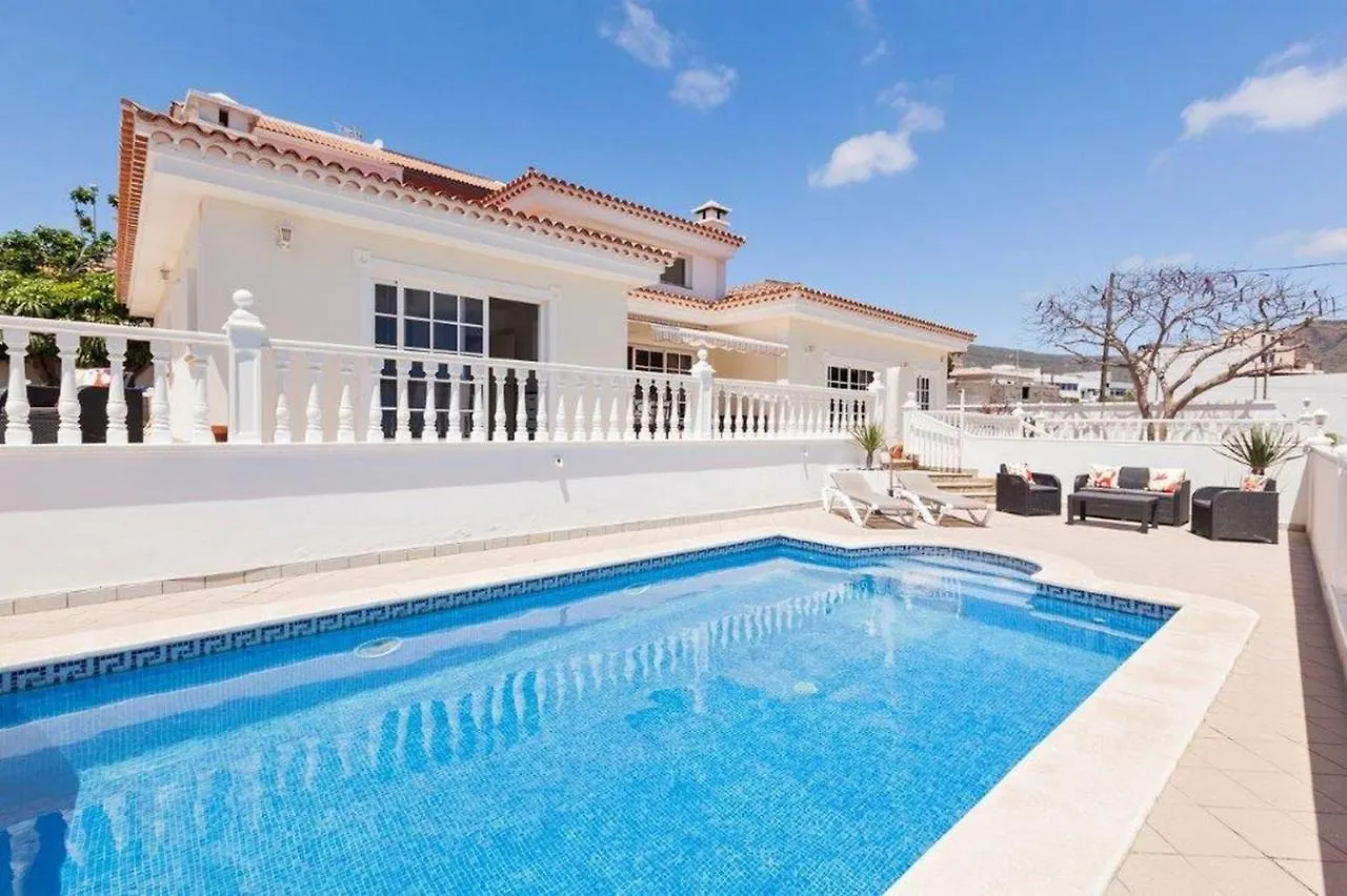 Villa Montana Arona  0*, Arona (Tenerife) Spain